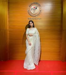 Neha Ahuja - Professional Model in Gomti Nagar, Lucknow